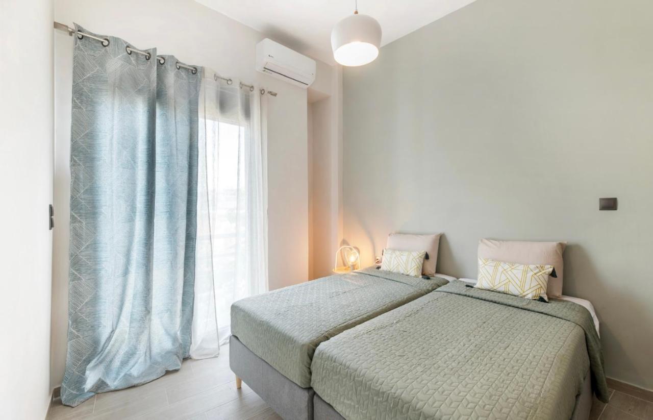 Eleusis Suites Β Luaran gambar